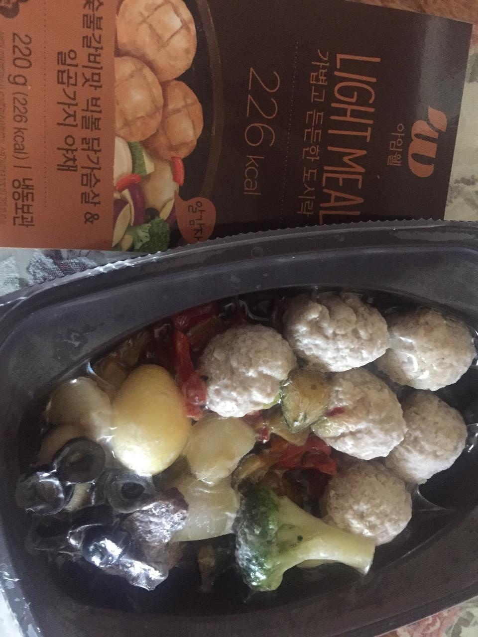 두번째 구매입니다 맛있고 적당하고 너무좋아요
