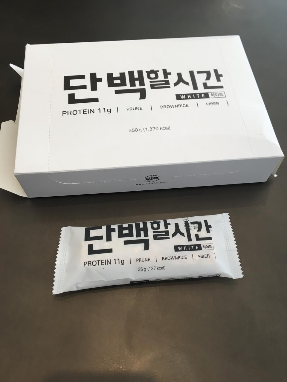 근육양이 너무 부족해서 단백질이 11g이나 들어있으면서 칼로리로 낮고 몸에도 좋고 하루에 하나씩 먹고 있...