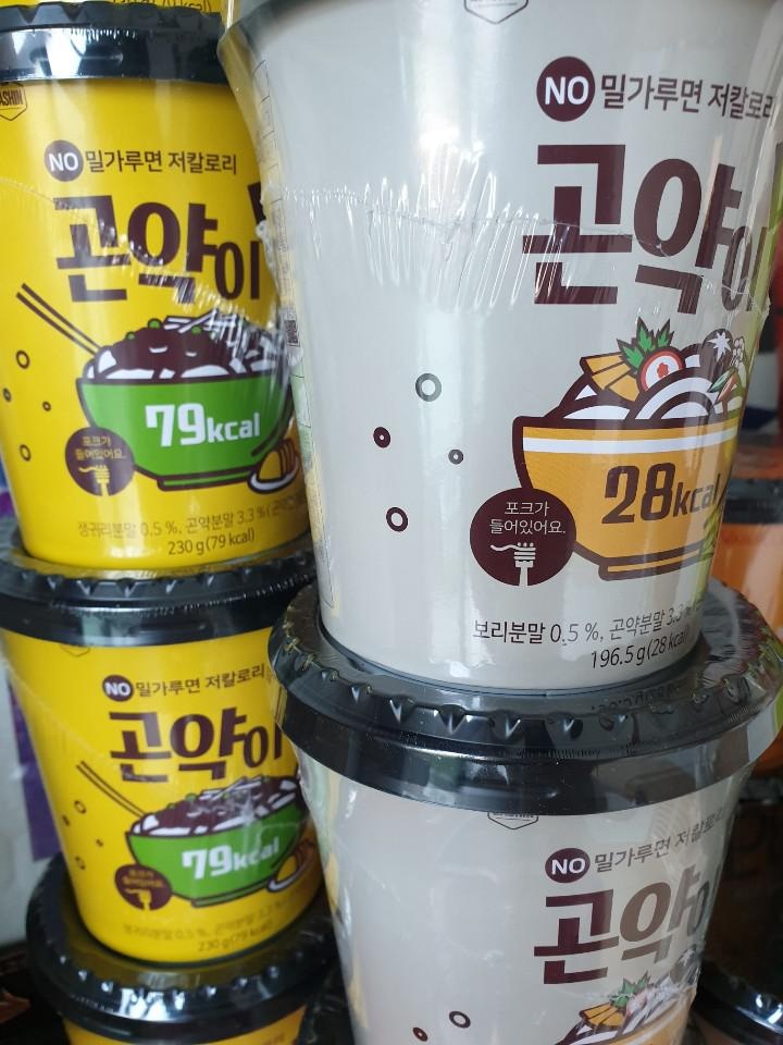 녹차비빔 귀리짜장은 먹어봤는데 나머지 두 개는 안먹어봤어요 ㅋㅋ 칼로리도 낮고 맛있어요! 기대중입니다