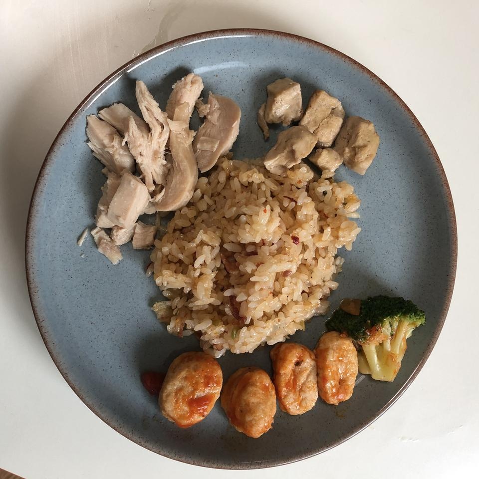 밥이 진짜 맛있어요ㅠㅠ
근데 양은 진짜적어요 ㅠㅜㅠ흑흑슬프다