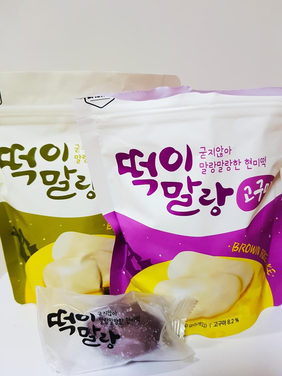 다른 후기들처럼 확실히 고구마가 맛있네요 ㅎㅎ 고구마는 안에 앙금이 들어가 있고 귀리는 없어요 귀리도 ...