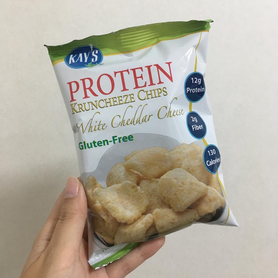 다양한 맛을 다 맛볼 수 있어서 좋아요
화이트 체다치즈 맛이 젤 맛있어서 다음엔 이것만 대량구매 할 것 같...