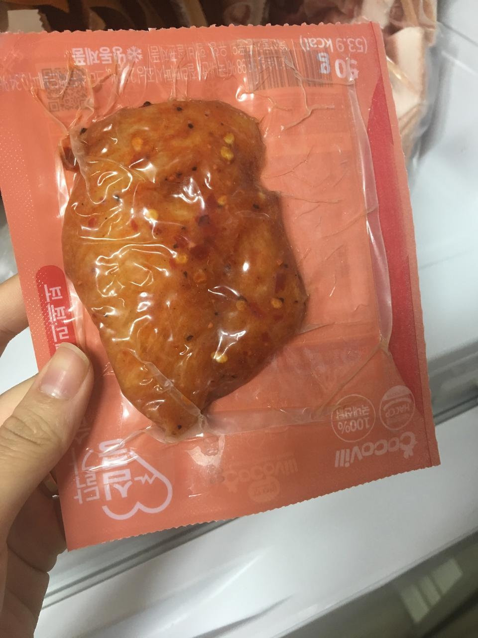 완전 맛잇어요
닭가슴살아니고 닭다리살 먹는 느낌