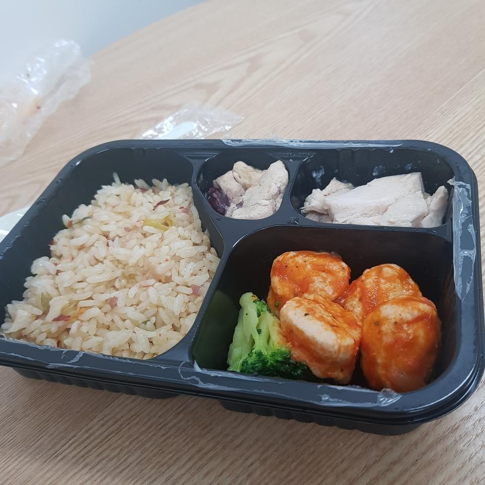 10개짜리 세번째주문~~이네요~~ 맛있어요 안질리고 앙도 적등합니다