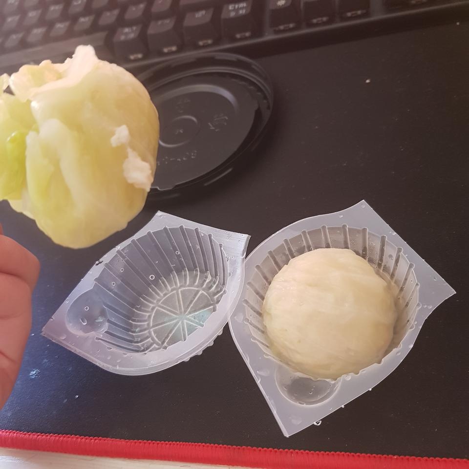 배송도 엄청 빠르고 맛은 쌈장 안찍은 양배추 쌈?? 맛있어요~