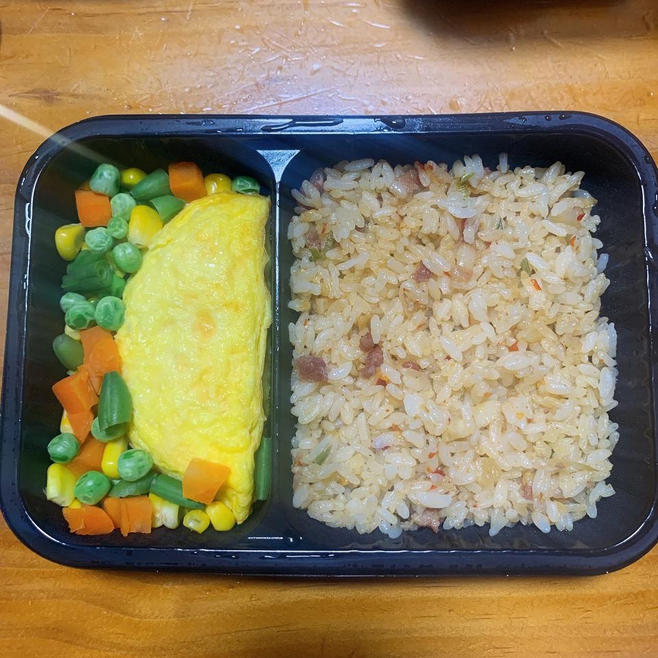 밥이 찰지고 맛있네요