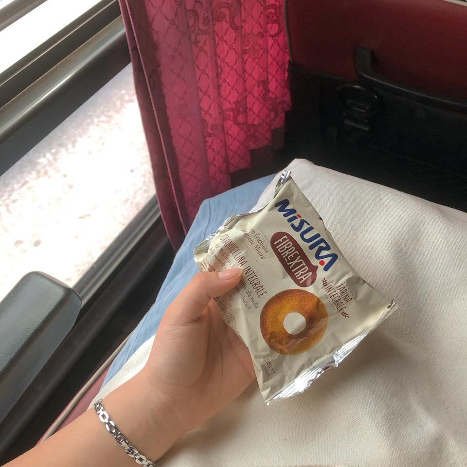 가지고 다니면서 먹기 좋아용