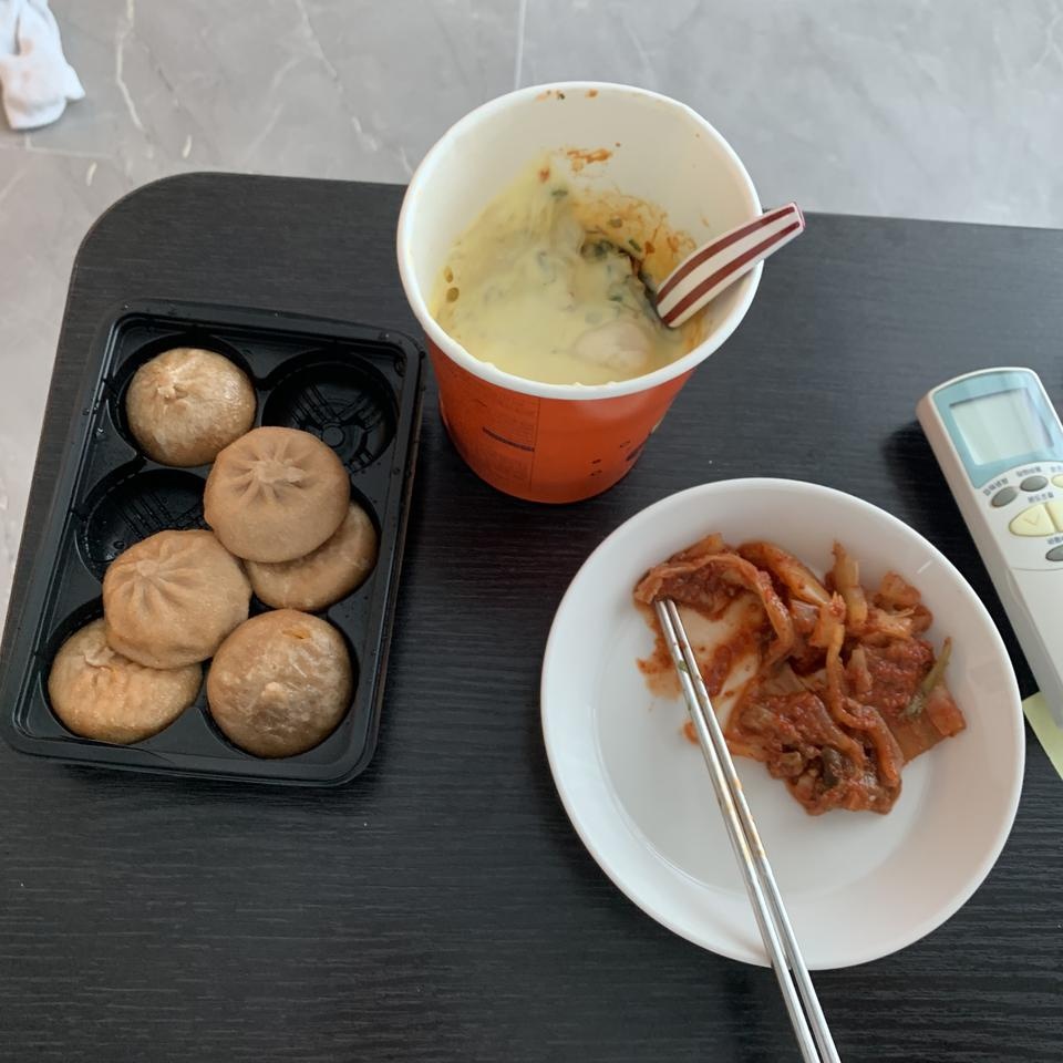 일반 김치만두랑 똑같아요