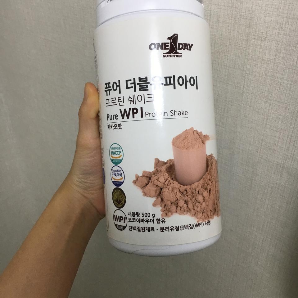 단백질 함량이 높아서 샀어요! 꾸준히
챙겨 먹어서 근육량 늘리려구요~ 맛은 밍밍하지만 뭐... 맛을 기대하...