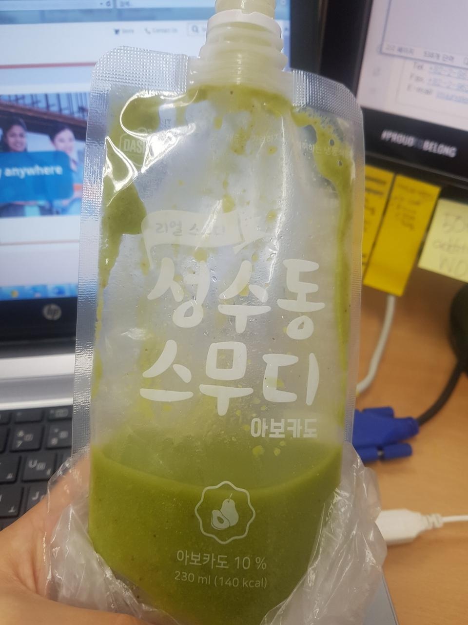 맛도 나쁘지 않고 포만감도 좋아요. 시호 스무디가 절판되어서 우연히 찾게 되었는데 시호 스무디보다 낫습...