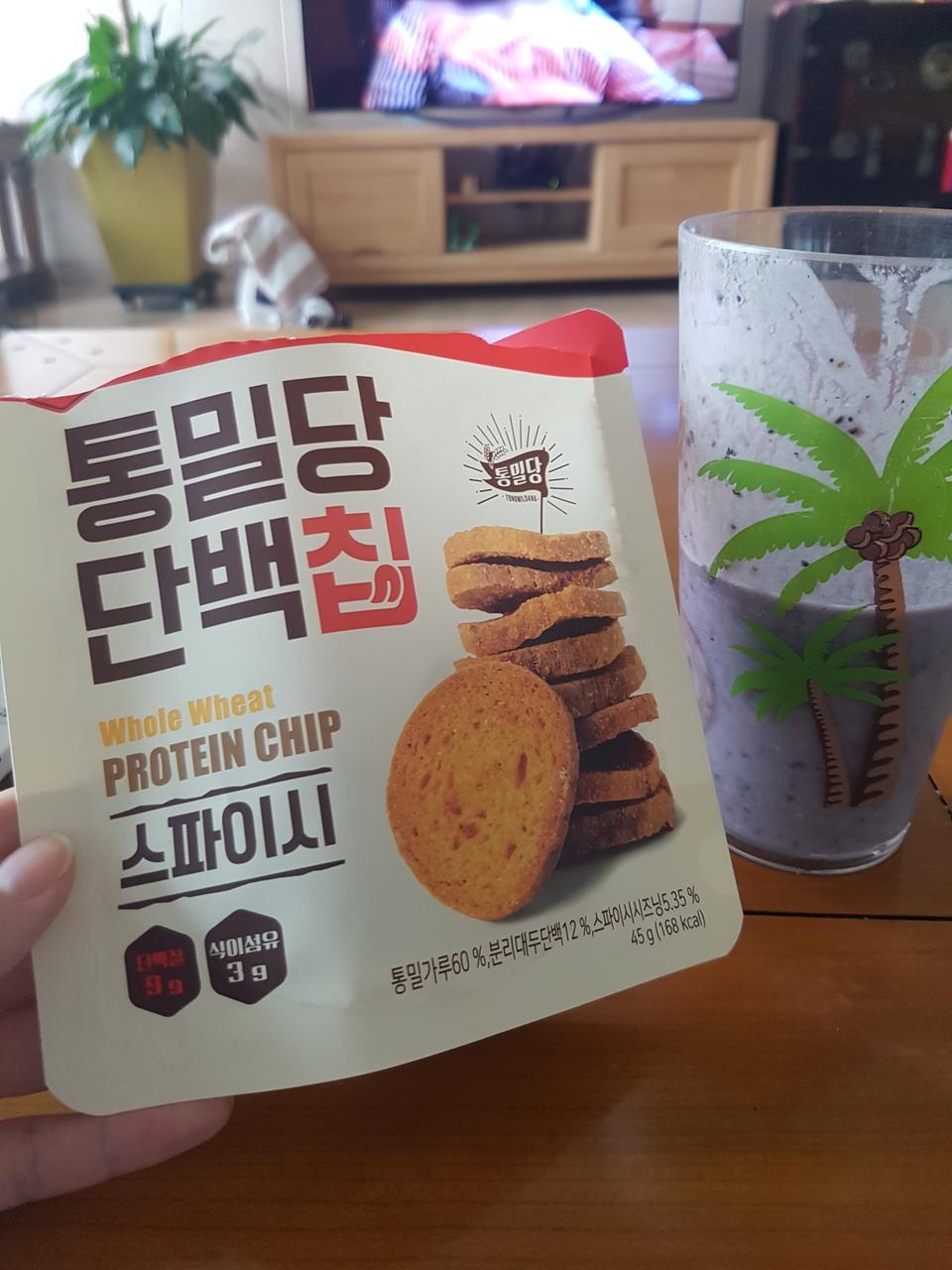 재구매에요 너무 맛있네요ㅠㅠ 다이어트 간식같지가 않아요 맛나서ㅠㅠ 그리구 손쉽게 단백질까지 섭취할수...