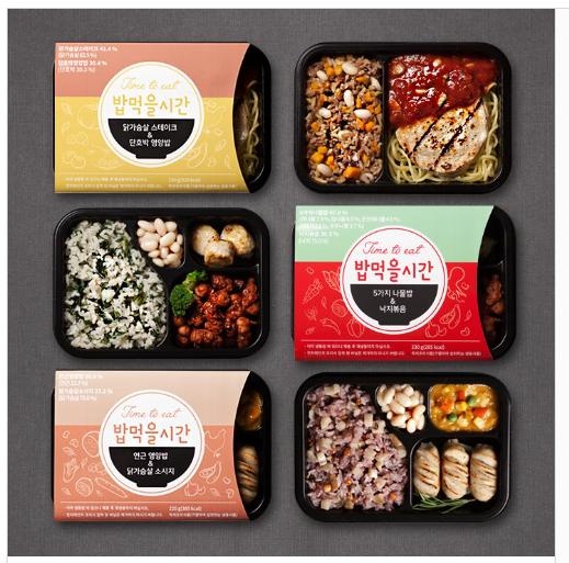 평일 배송을 부탁드렸는데 2일만에 배송이 왔습니다!
맛은 아직 안봤지만 아이스팩이 꼼꼼하게 포장되어 와...