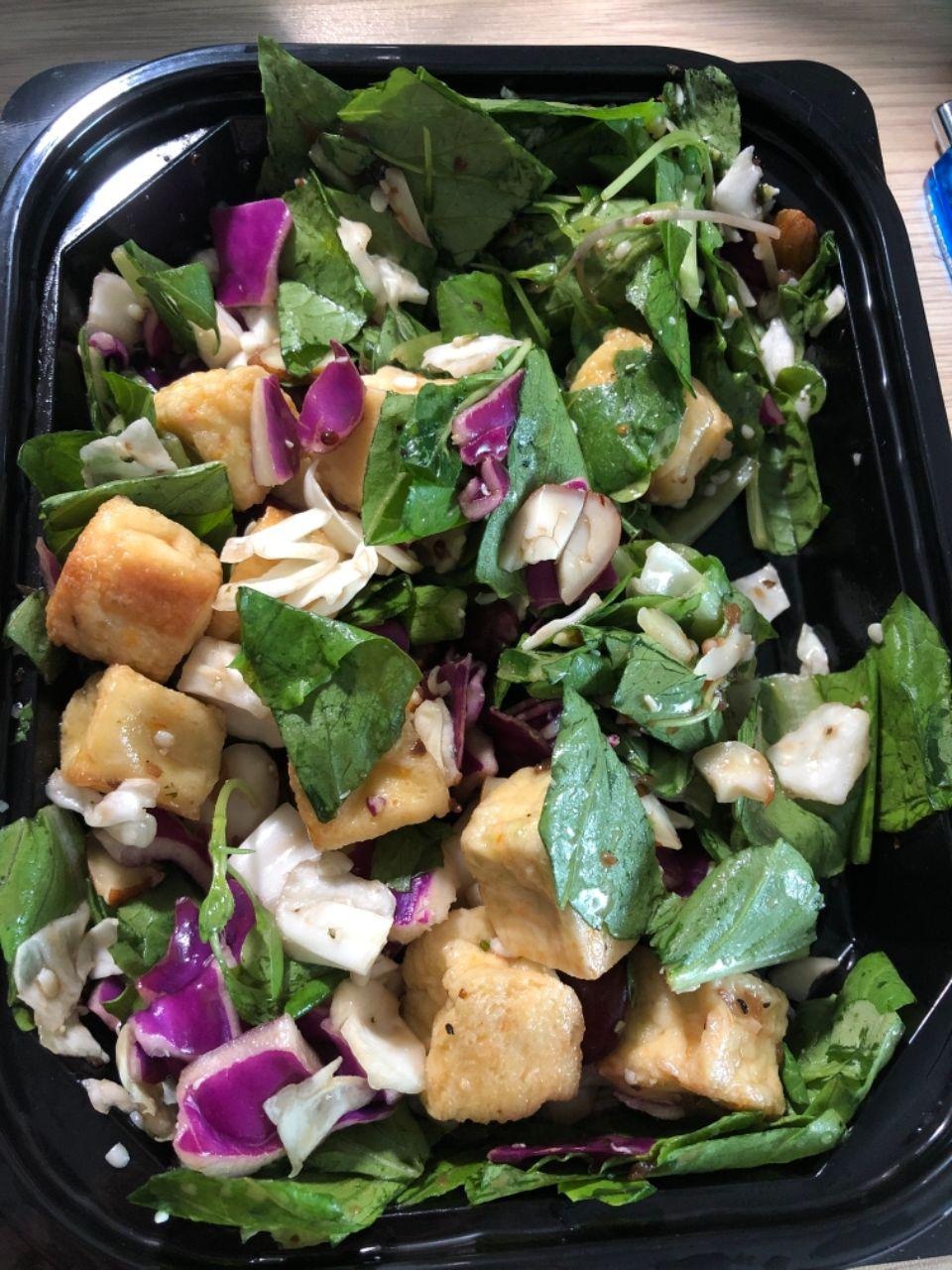 가성비가 제일 좋은 브랜드 샐러드라고 확신합니다 ㅋㅋ