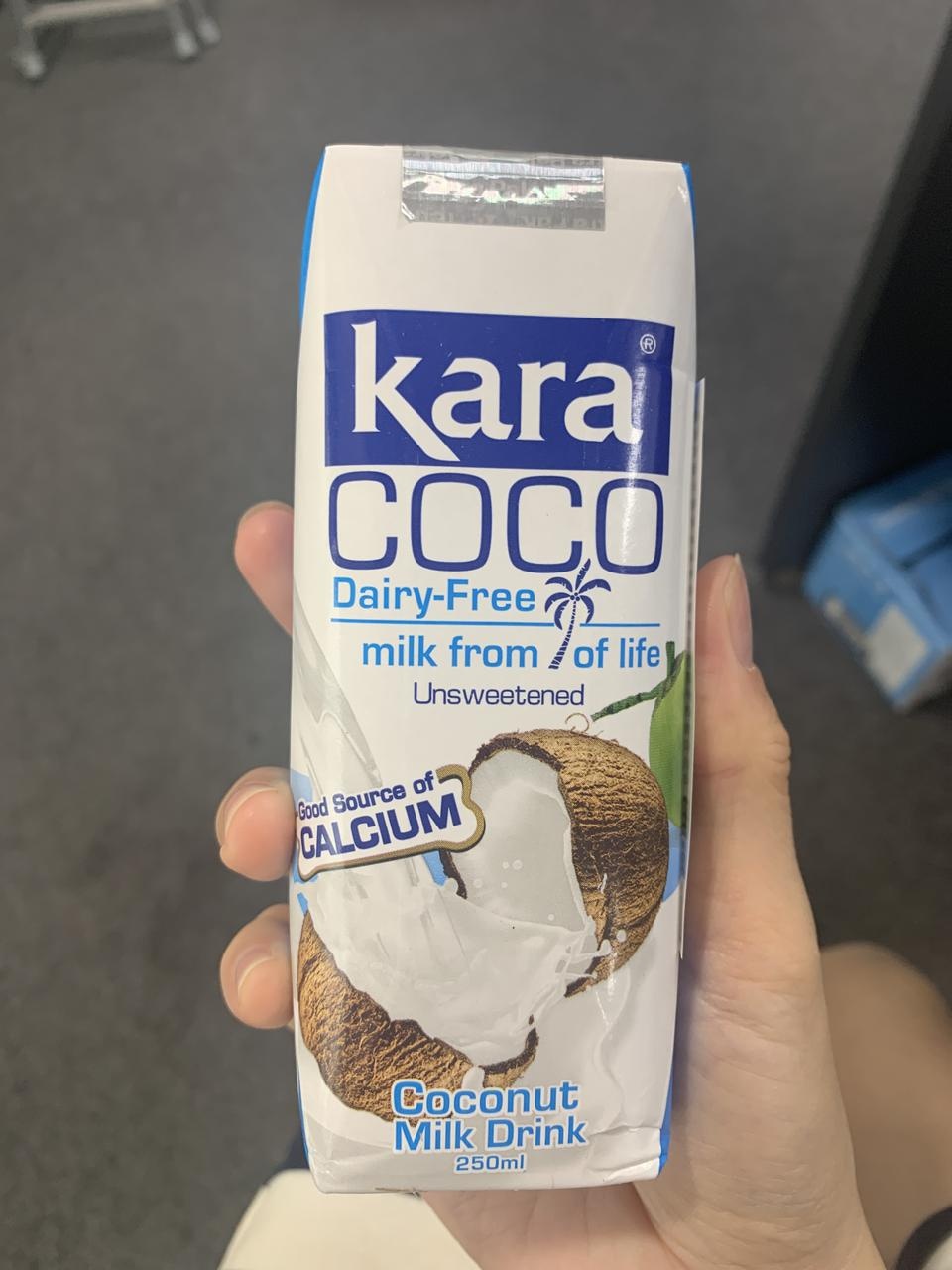 생각햤던것보다 맛이 부담스럽지 않아서 좋아요~~
시원하게 해서 마시면 더 맛있더라구요~~
붓기 빼는데 도...