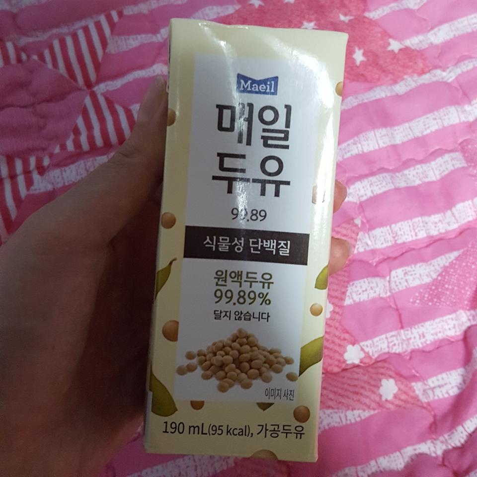 제일 좋아하는 기본 두유ㅋㅋ
달지않아서 더 좋아용
또시킬게요