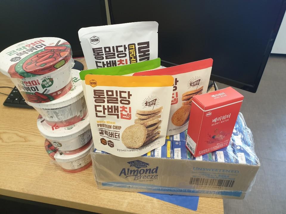 바라만봐도 행복해요 ㅋㅋㅋ
배송 정말 빨랐어요! 굳