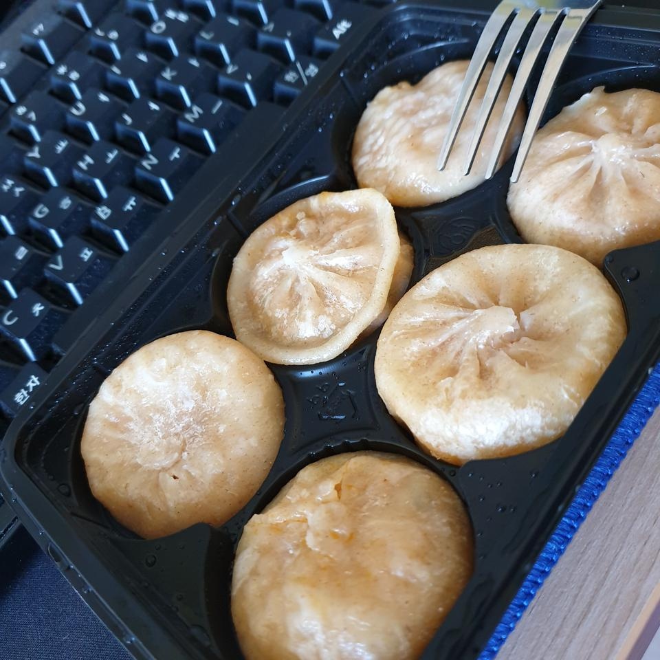 생각보다 진짜 맛있어요.ㅎ
틈틈히간식생각날때 먹으려고 구매했어요.ㅎㅎ