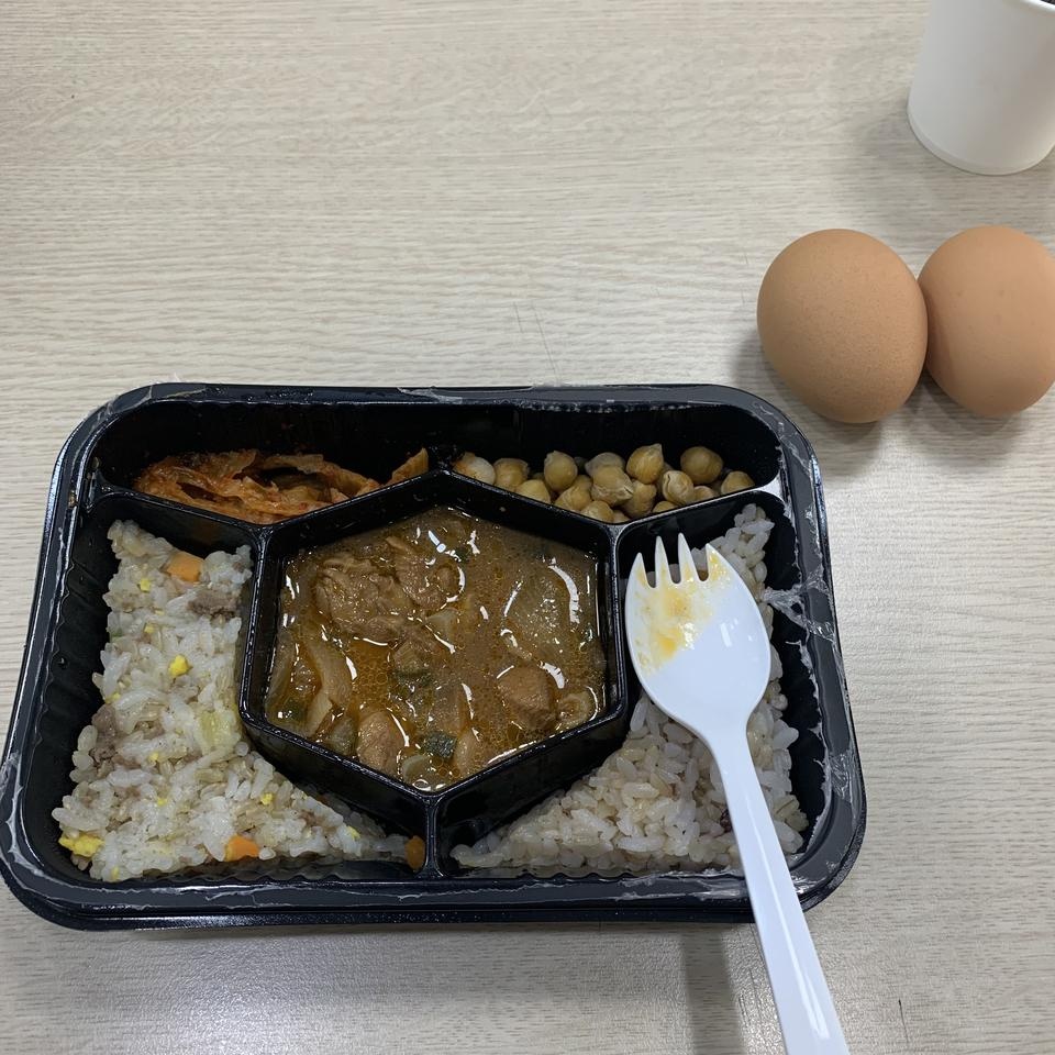 밥 종류가 두 가지여서 맛있음