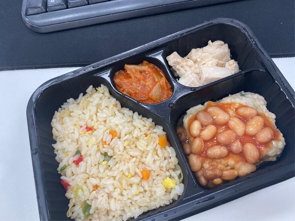 맛 괜찮은게 아니라 맛있어요! 포장도 너무 잘되어있고요 ! 굿입니다