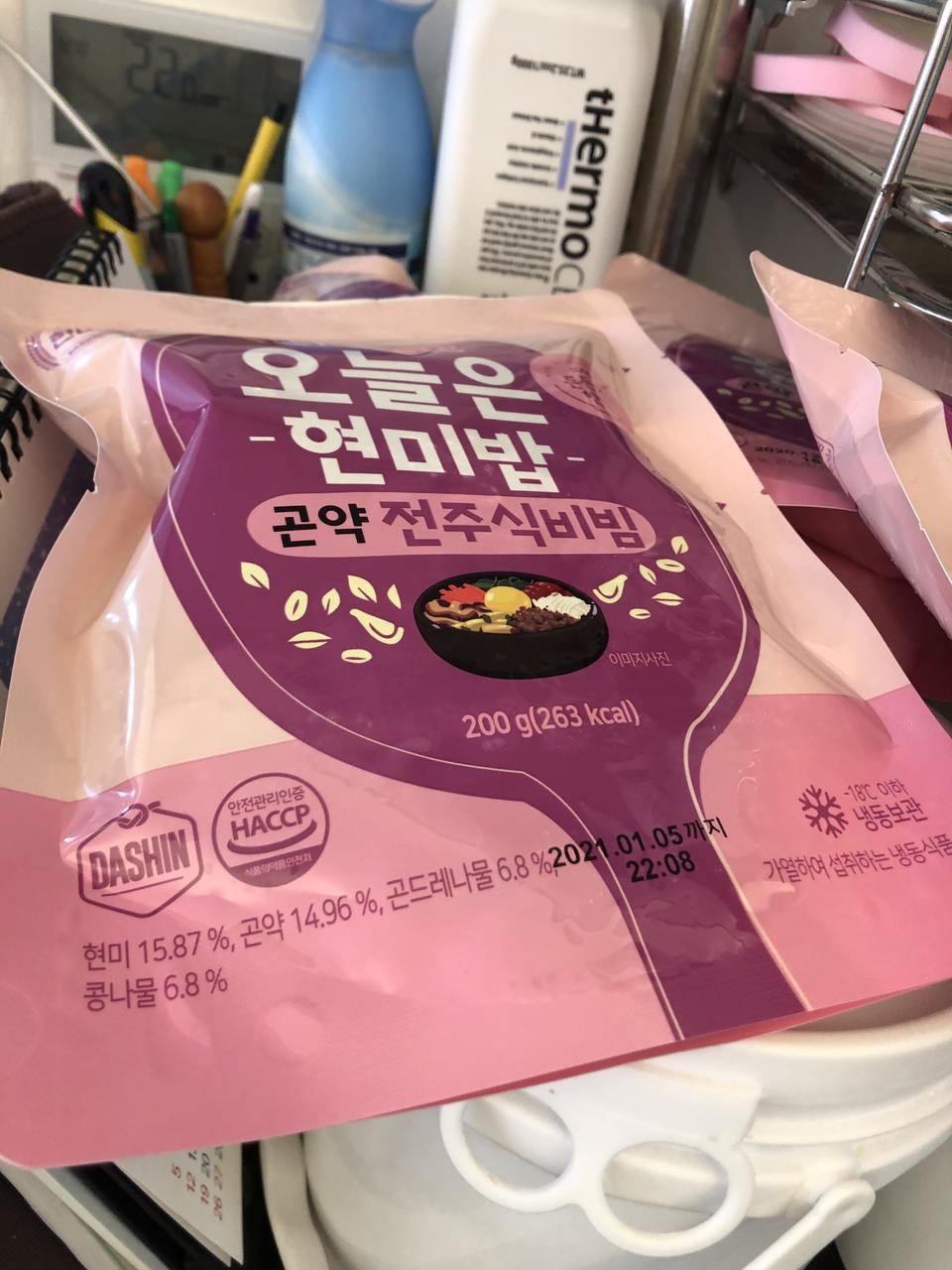 저번에 먹어 보고 맛도 양도 너무 다 괜찮아서 재구매 하였습니다.