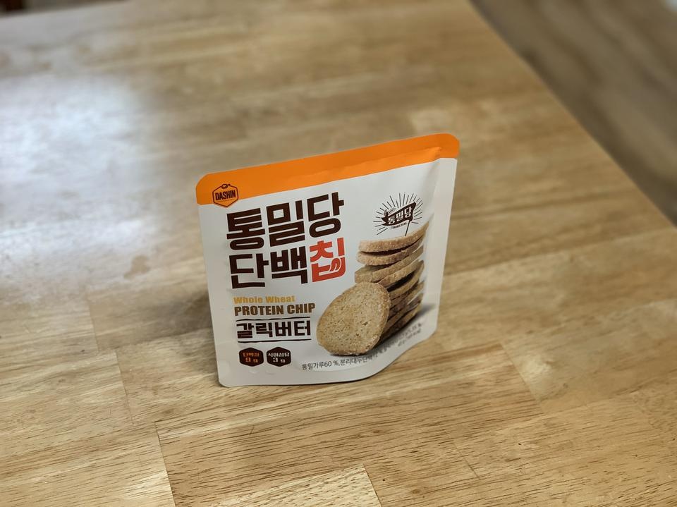 통밀칩이 정말 맛있어서 크리스피롤도 주문하게 되었어요ㅎㅎ 분명 맛있을것같아요! 안전하게 배송도 빨리 ...