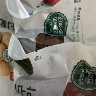 보자마자 마음에들어서 주문했어요 생각보다 빠른배송 그리고 잘 포장해서 보내주셔서 기분좋게 받앗어요 자...