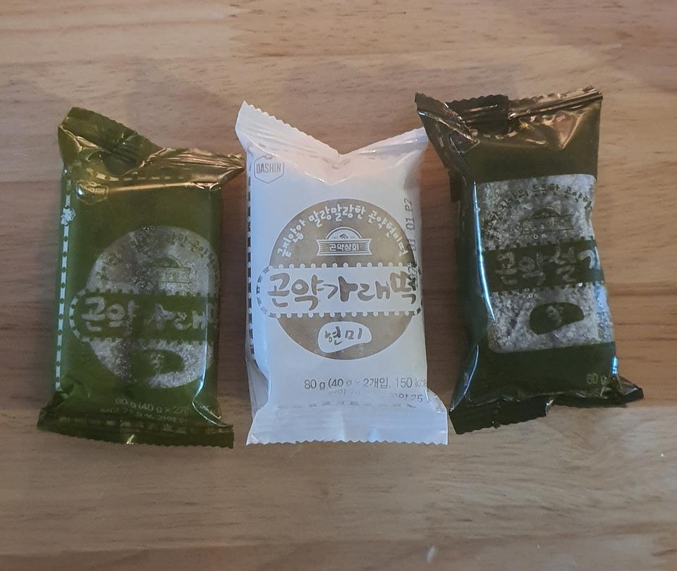 개인적으로 현미가래떡이 제일 맛있는것 같아요.설기는 조금 퍽퍽해서..