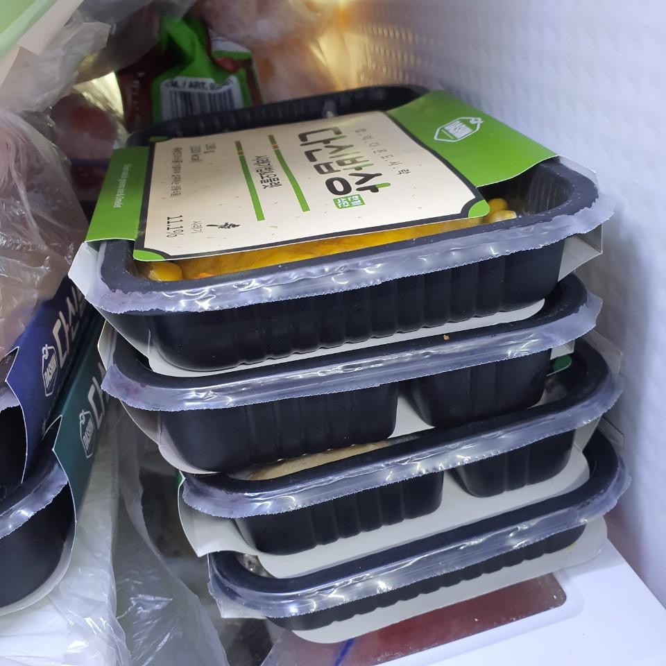 다이어트한다 샀어요 예전에 다신샵에서 먹었던적이 있어서 맛은 보장하고 구매했어요! 몇개 먹었는데 사정...