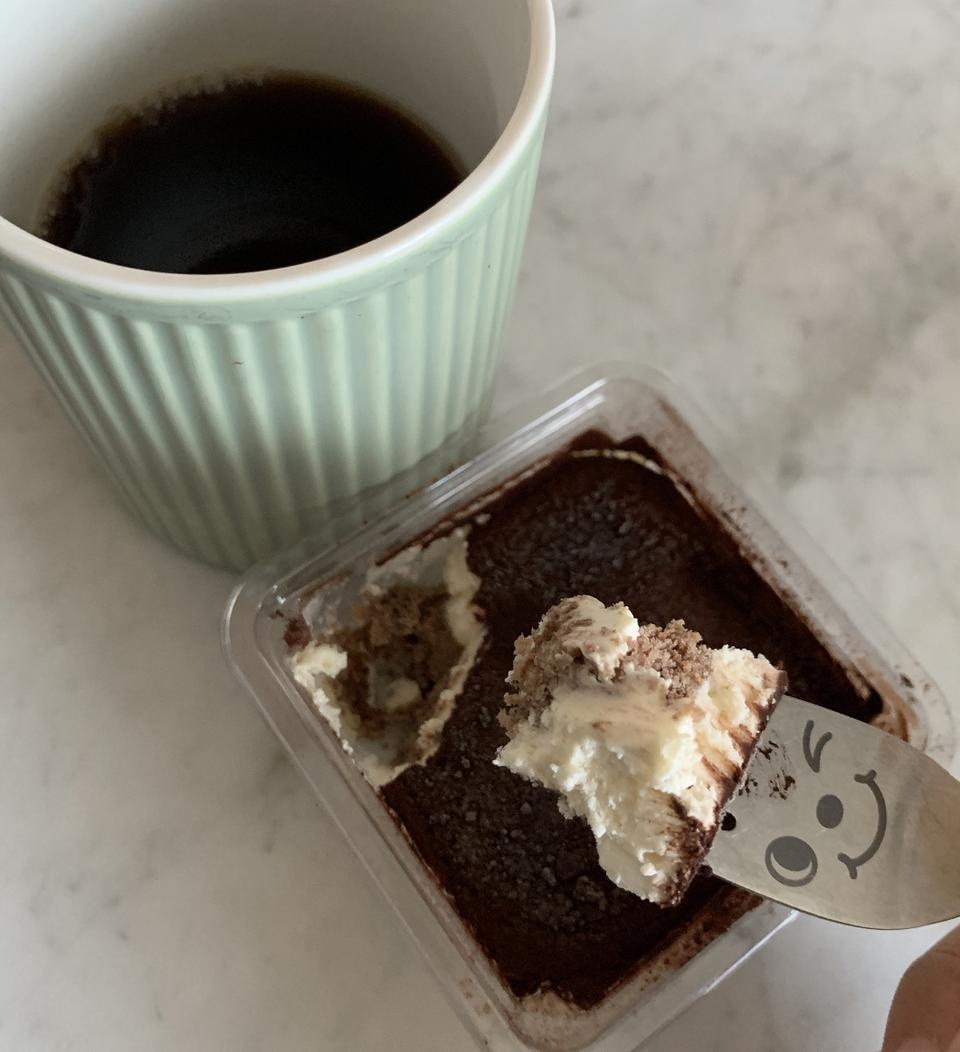 처음에 먹을때 두부향이 강했는데 싫을 정돈 아니구, 맛있어요 ^^