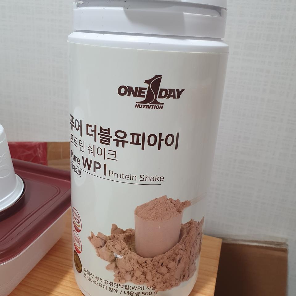 단백질 보충하려고 구매했는데 초코맛이 나거나 그러진않지만 단백질 함량이 높아 만족합니다~