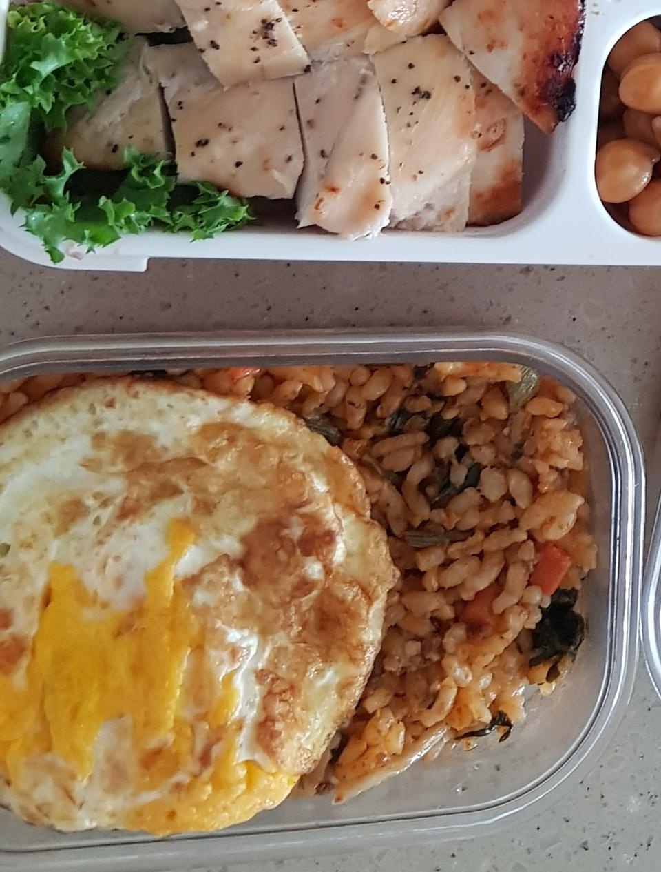 맛있어요 에어프라이어에 살짝돌리면 깊은 허니버터맛이 나서 더 좋아요