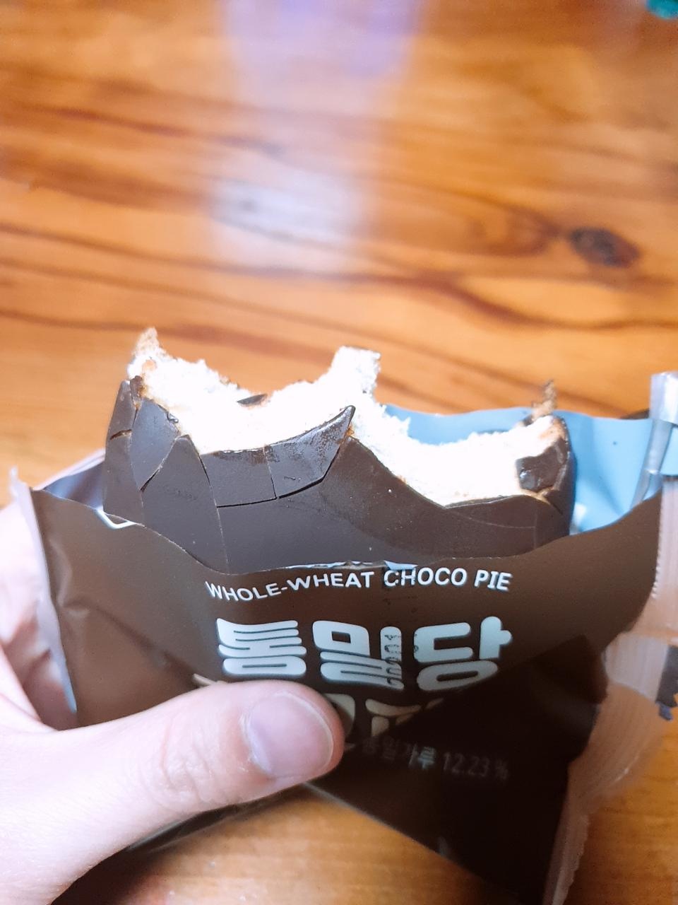 아이가 초코파이를 좋아해서 간식으로 줄려고 구매했어요. 너무 좋아하는데 가격이 쎄네요~ㅋ