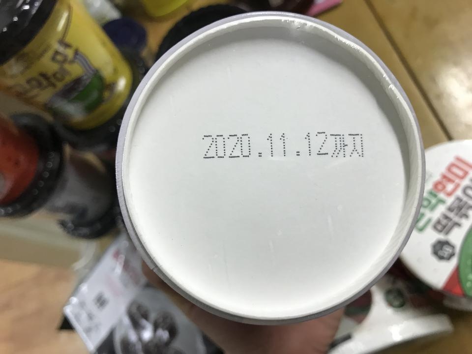 오자마자 먹어봤어요. 떡볶이국물 먹으니 죄책감 드는 맛인데요ㅜㅜ 시판 달달매콤소스랑 완전 비슷해요. 떡...