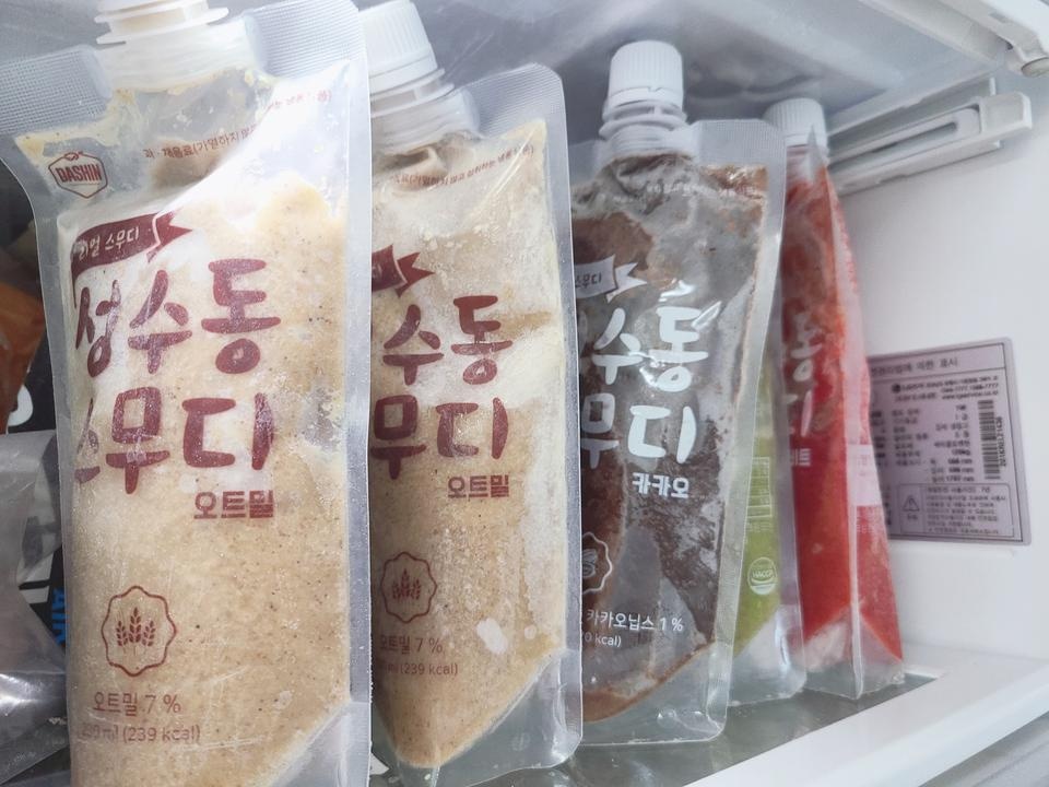 아채를먹을기회가없어서자주시켜요.깔끔해요맛도괜찮고