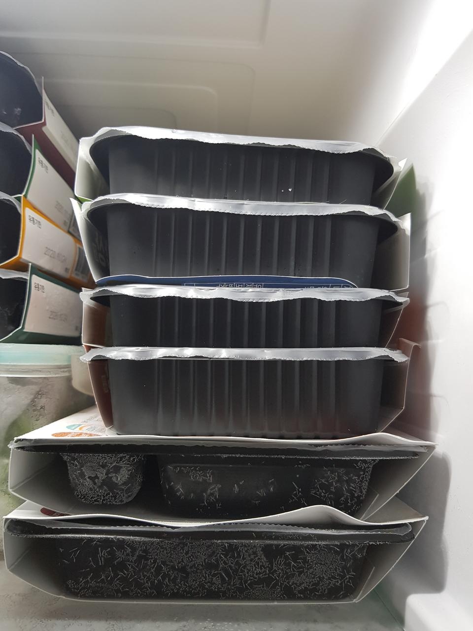 전에 먹던맛 또 구매했어요
냉동실에 가득 ㅎ
맛 좋아요~^^