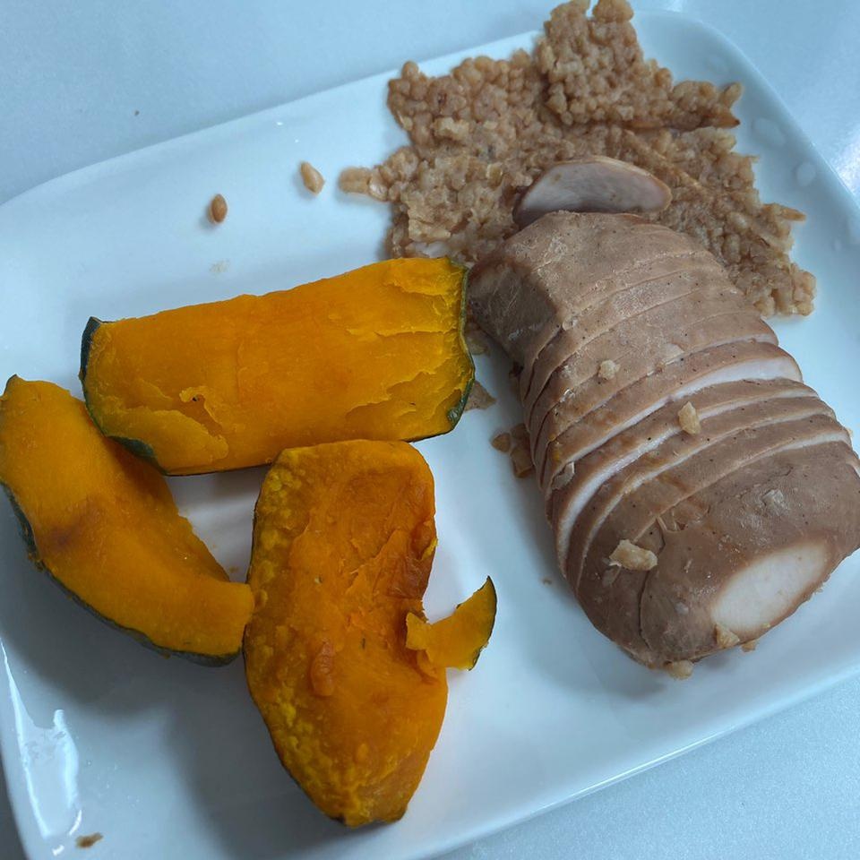 촉촉하진 않은데 먹을만해욤!!