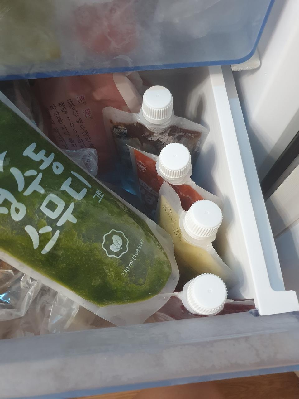 배송빠르고 맛은 젤맛없을거같은 귀리 먹어봤는데 고소하니 먹기 좋아요
