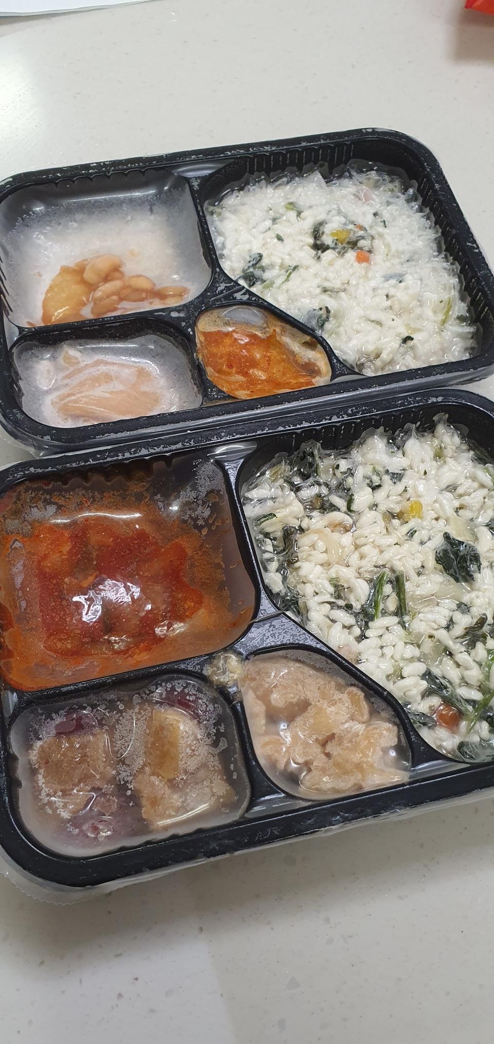 맛있어요 두번째 시켰습니다
