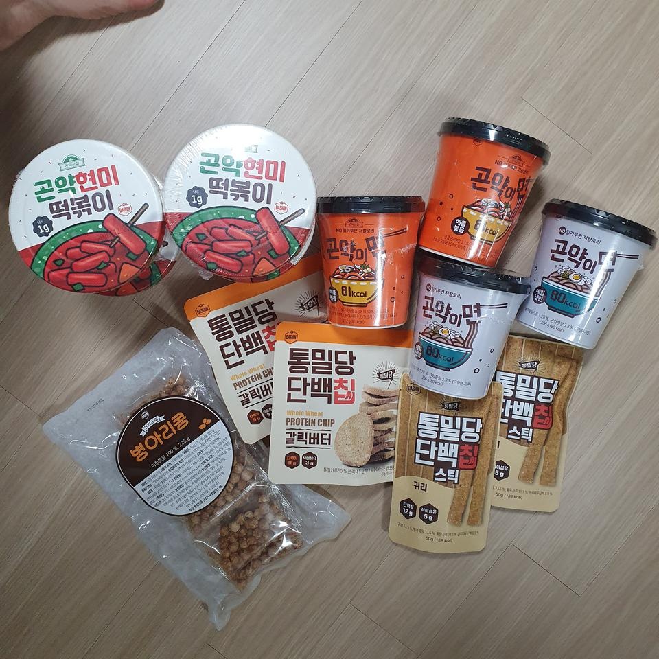 세일할때 많이 쟁여뒀어요 잘먹겠습니다