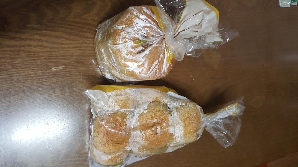 전자렌지에 살짝돌리면 부드럽습니다
