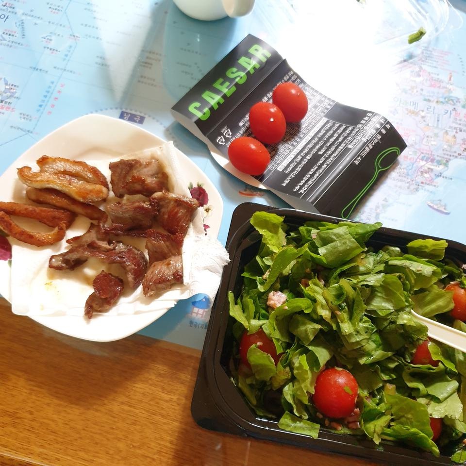 맛잇어요 그런데 베이컨이 조금 덜 짰으면 좋을거같아요