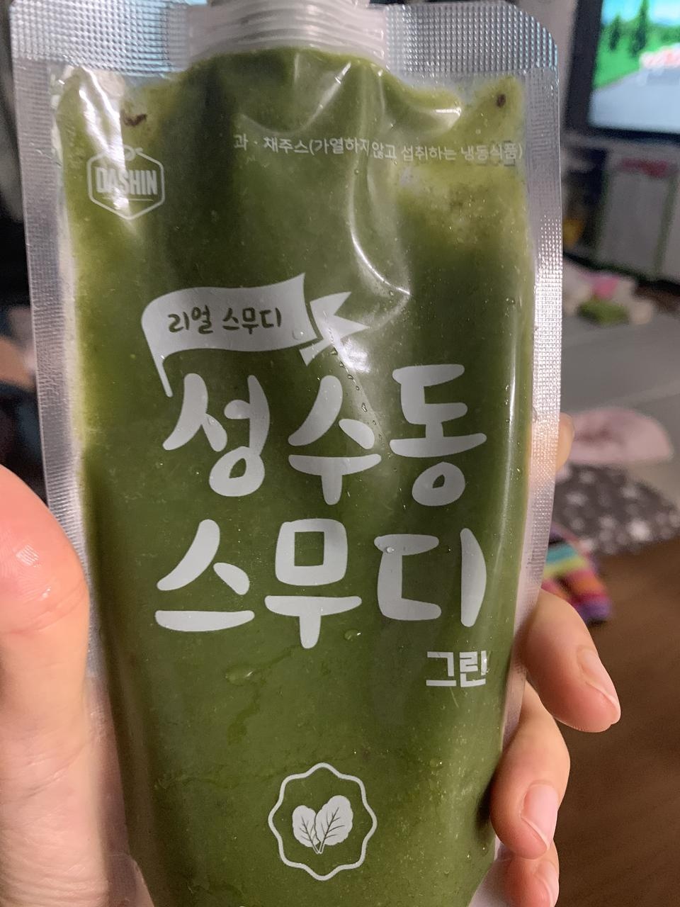 양배추맛 하나가 안왔어요ㅠㅠ
어제 배송온거 숫자확인 안하고 그냥 냉장고에 넣고...아침에 그린 챙겨먹고....