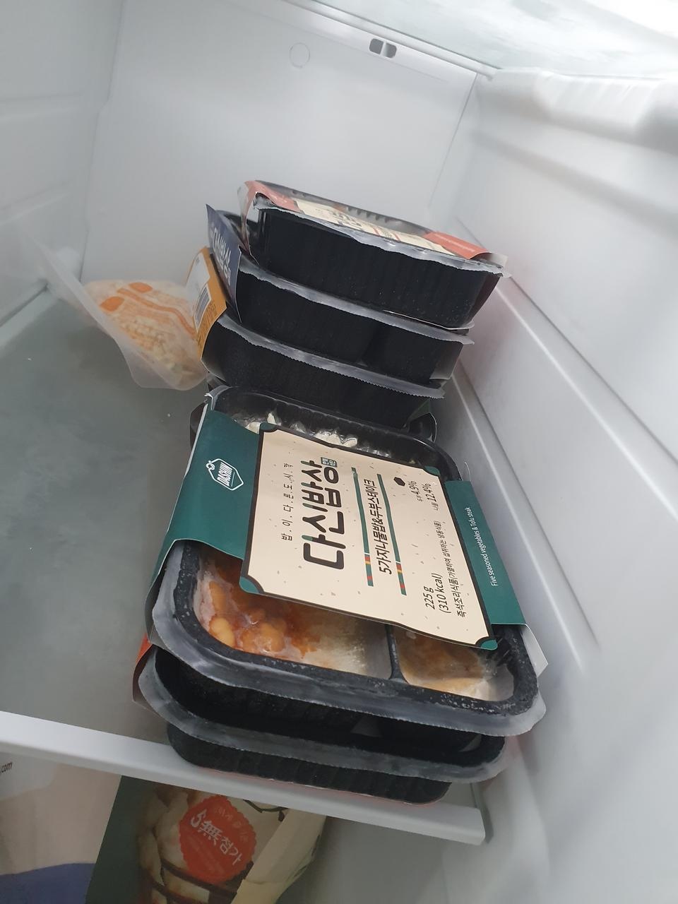 만족합니다 구성도 좋고 맛다 괜찮습니다 강추합니다
