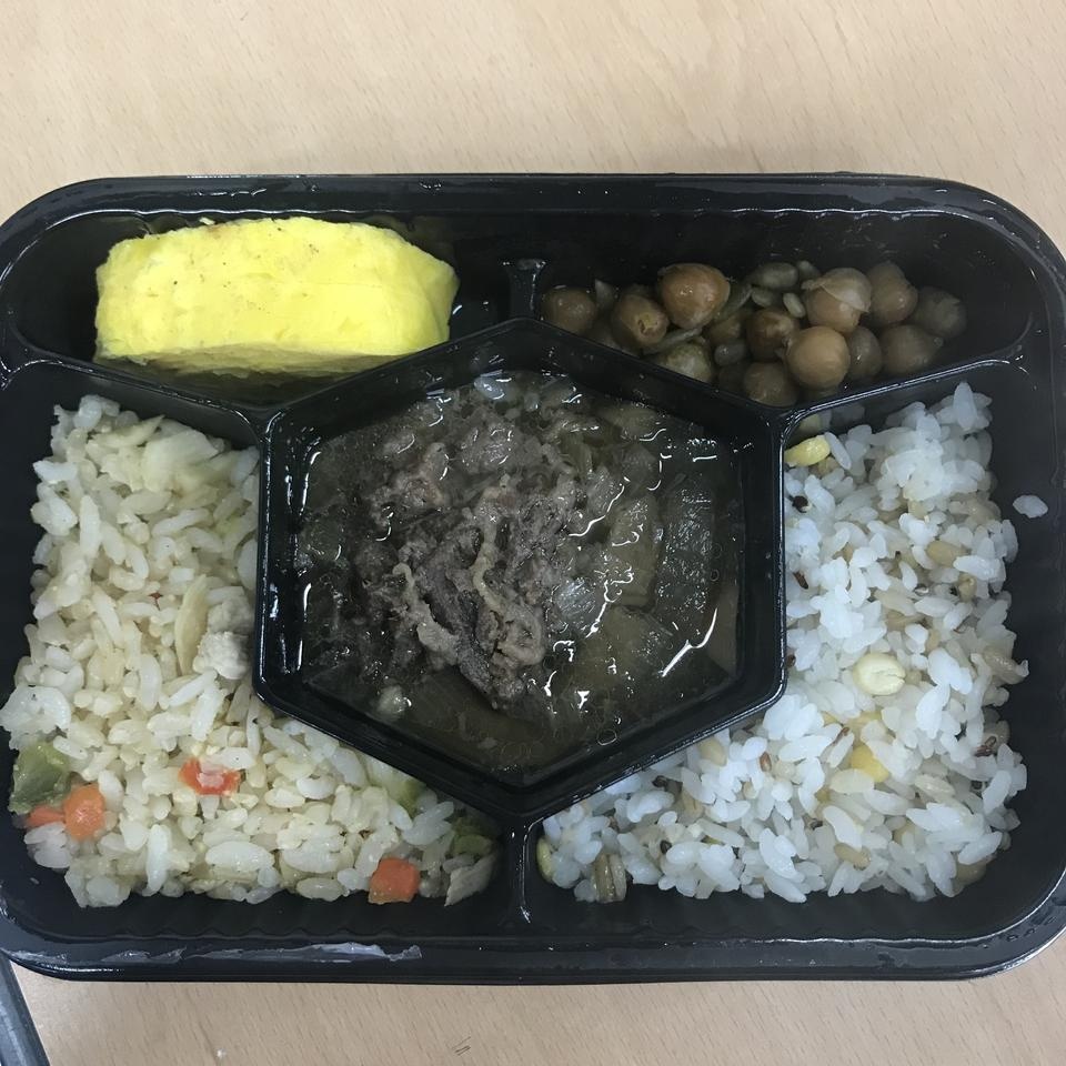 점심대용으로 먹기 딱 좋네요