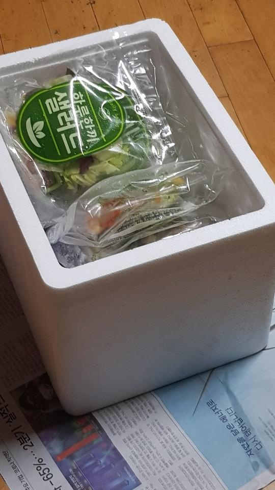 포크 + 숟가락 디자인이 참 잘 됐네요