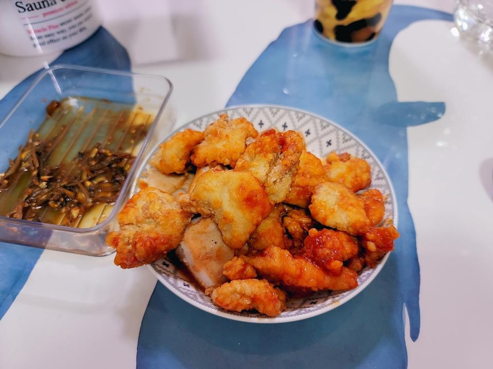 건강한 치킨 !굿굿
맛도좋고 양념도 맛도 좋고 자주 시켜먹어야겠너요