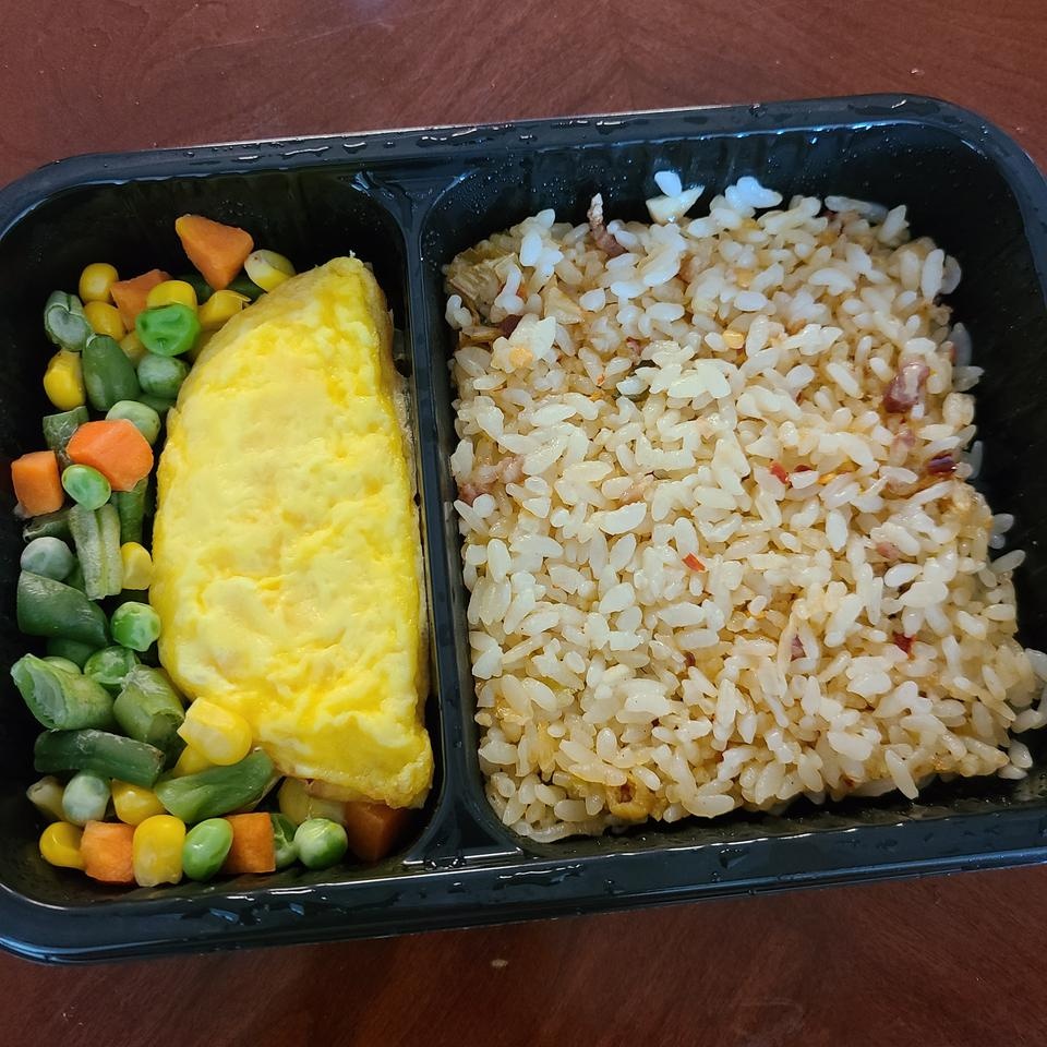 알리오올리오 볶음밥 너무 맛있어요