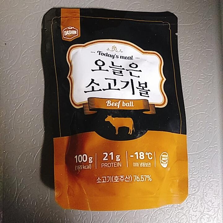 첫 구매하고 생각보다 맛있어서 바로 두 묶음 더 주문했어요