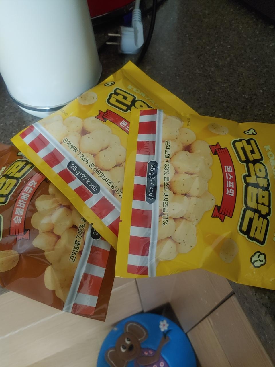 다신샵이 첨이라 맛별로 골고루 샀는데 핫앤스위트만 애들이 다 먹었네요^^ 전반적으로 자극적이지 않고 먹...