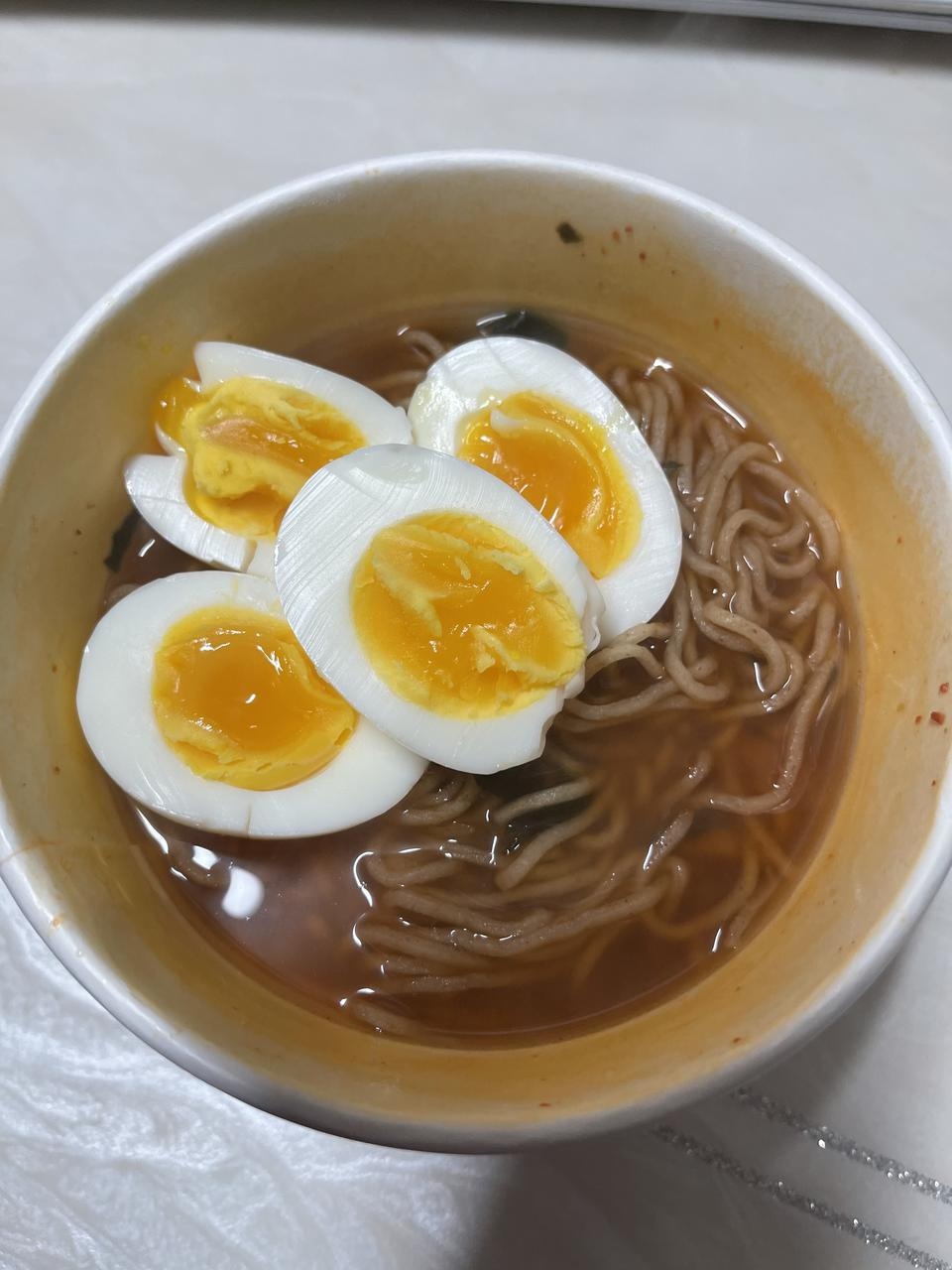 곤약라면인데 너무 맛있어요!!!
오짬인줄 알았어요 진심 만족 백프로
다이어트할때 꼭 필요한 라면!!!
맛도 ...